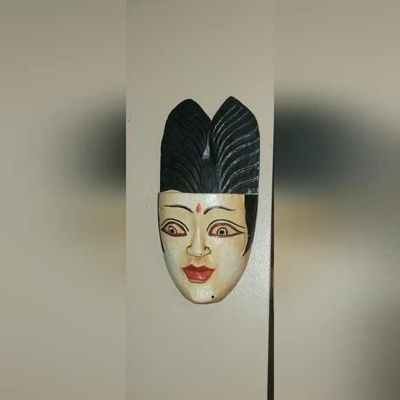 VINTAGE HANDCARVED WOODEN 6X12" WALL SCULPTURED WALL MASK - Picture 6 of 9